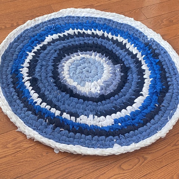 Blue and White Round Braided Rug - Picture 1 of 1